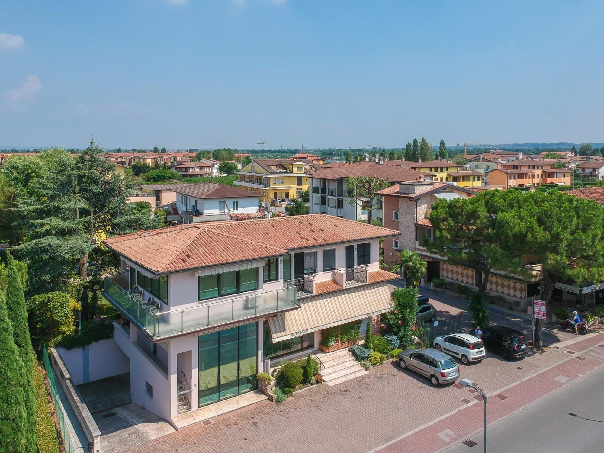 Appartamenti America Sirmione Eksteriør billede